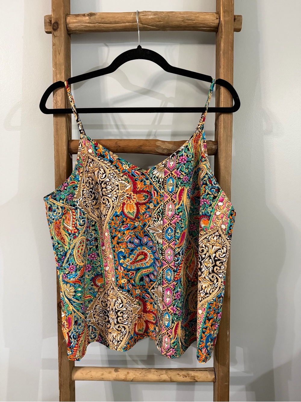 Paisley Print Spaghetti Strap Cami Tank Top - Multicolor